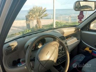 fiat 600 immatricolata 11/2004