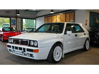 1994-lancia-delta-blanc-manuel-5-vitesses-conduite-a-gau