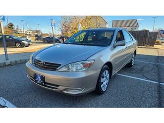 used-2004-toyota-camry-le