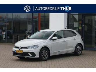 1.0 tsi life edition 95pk / 70kw, achteruitrijcame