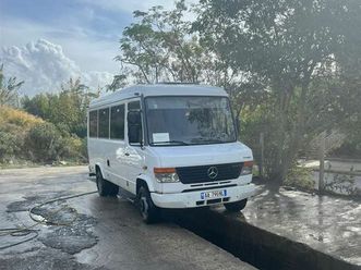 shitet autobuz mercedes - benz 815