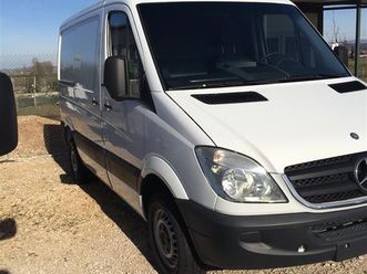 mercedes benz sprinter 211