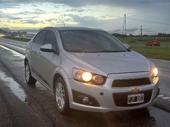 vendo o permuto - checrolet sonic ltz 1.6