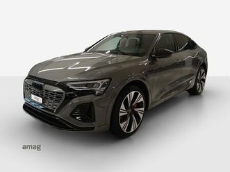 q8 sportback 55 e-tron black edition