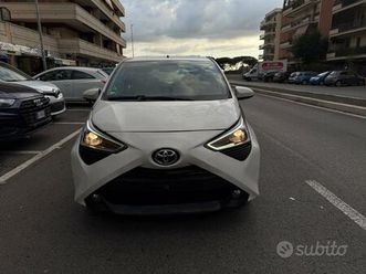 toyota aygo connect 1.0 vvt-i 72 cv 5 porte x-fun