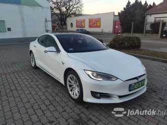 100d awd aut., 5 ajtó, 0 fokozatú fokozatmentes automata váltó