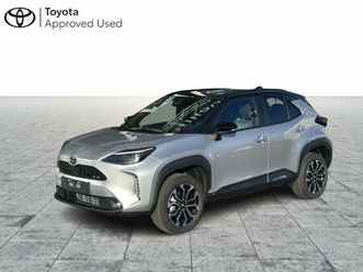 toyota yaris cross dynamic plus bi-tone + premium