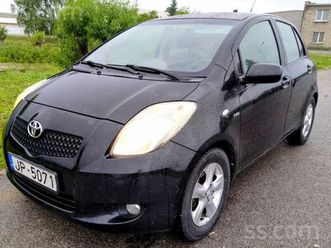 toyota yaris, cena 1 590 €. ļoti ekonomisks un žiperīgs auto. uzticama būtu izmantots. problēmas - sludinājumi