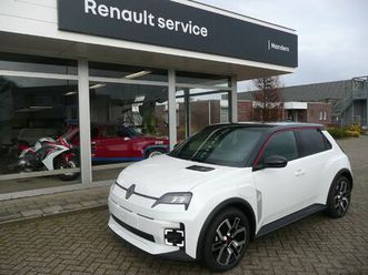 renault 5 e-tech electric techno 52kw 150pk comfort range pack winter/ harman kardon/ 4 seizoensbanden/ two-tone wit parelmoer/zwart dak, etc... rijklaar!