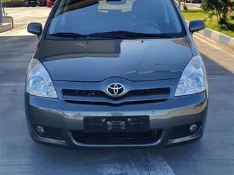 shitet toyota corolla verso 2.0 naft 6 +1 vende