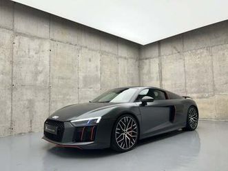 r8-5-2-fsi-v10-plus-quattro-s-tronic