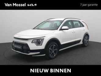 kia niro 1.6 gdi hybrid dynamicline | navigatie | climate control | lm velgen | parkeersensoren | camera | voorraad in diverse kleuren!!!