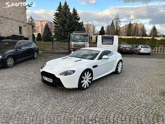 aston martin v8 vantage 4,7 l, 313 kw, alu 20 kahn