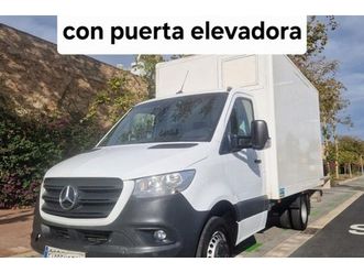 516 largo con puerta elevadora 3.5 t