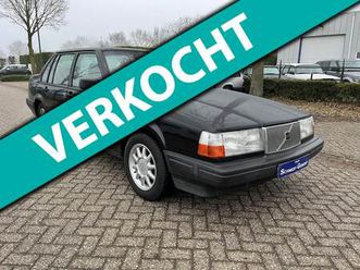 VOLVO 940 volvo-940-2-3i-gle-sedan