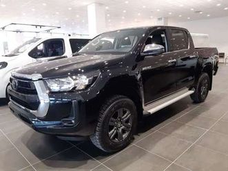 2.4 d-4d a/t 4wd 4 porte double cab lounge