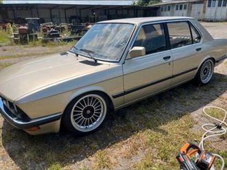 bmw-520i-e28-frisch-lackiert-ohne-rost