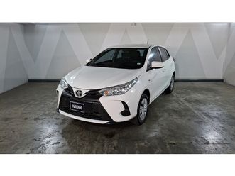 toyota yaris 1.5 core cvt hatchback 2022