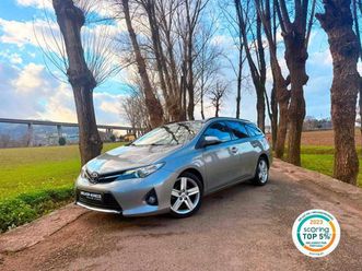 toyota auris touring sports 1.4 d-4d com+p.sport +navi