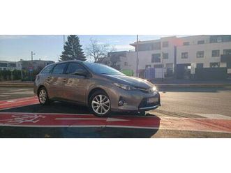 toyota-auris-karavan-ts-1-6-luna-lpg-plin-2013-god