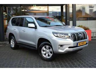 2.8 d-4d 5drs challenger a/t van