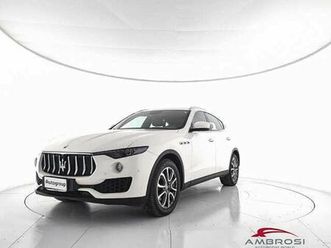 maserati levante levante v6 diesel 275 cv awd del 2017 usata a viterbo