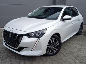 peugeot / 208 allure / 15 bluehdi 100