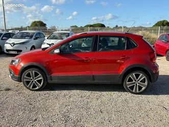 volkswagen polo cross 1.6 tdi 90 cv bva dsg /attelage / bluetooth/regulateur / climatisation /etat remarquable
