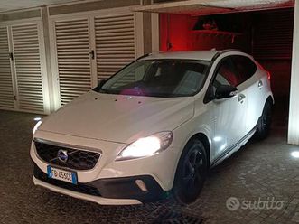 volvo v40 cc
