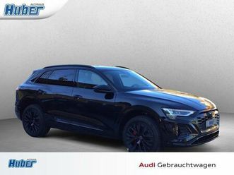 AUDI Q8 E-TRON 55 audi-q8-s-line-55-e-tron-quattro-300-kw-klima-leder