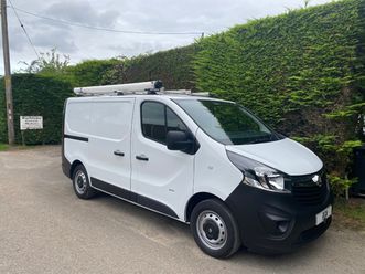vauxhall-vivaro-2017