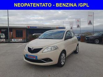 ypsilon 3ª serie ypsilon 1.2 69 cv 5 porte gpl ecochic gold