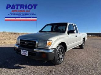 used 2000 toyota tacoma base