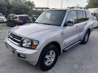 MITSUBISHI PAJERO mitsubishi-pajero-3200-16v-di-d-5porte-autom-4x