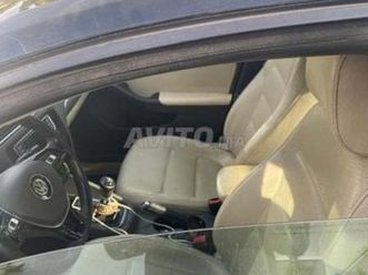 volkswagen jetta diesel manuelle 2017 à rabat
