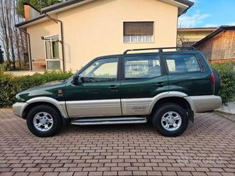 nissan terrano ii 2.7 td 7 posti escursioni
