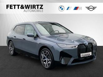bmw-ix-xdrive40-lr-446-br-o-anz-24-mon-5'-km-p-a