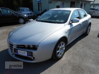 alfa romeo 159 i 1.9 benzyna 161 km