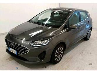 1.1 75cv titanium 5p ok neopat unipro iva deduc