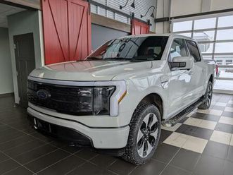 ford-f-150-lightning-2023-platinum-supercrew-4x4-int