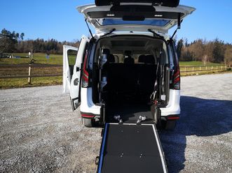 grand tourneo connect 2.0 ecoblue active automat - inkl. umbau für rollstuhltransport