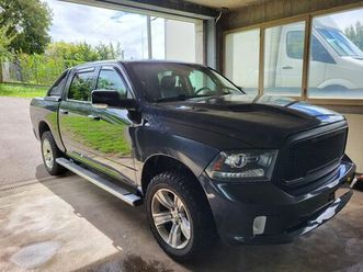 dodge-ram-1500-5-7l-sport-mit-400-ps-und-anhangerkupplung
