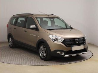 dacia lodgy stepway 1.5 blue dci, 7 míst