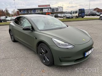tesla-model-3-cena-24-900-eur-long-range-facelift-366kw-acceleration-garantija-sertific