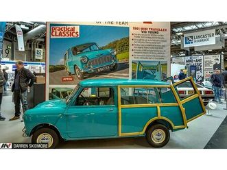1963 morris mini traveller woody.
