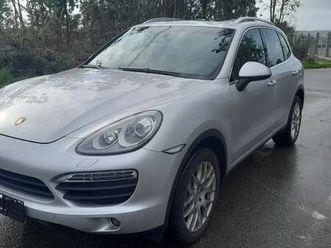 porsche-cayenne-s-4-8i-v8-400