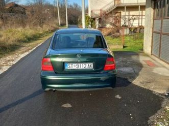 prodajem-opel-vectra-1-6-benzin-automatik