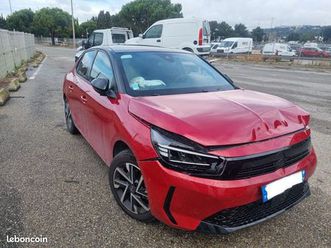 opel-corsa-gs-accidentee