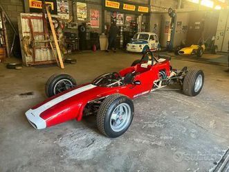 volvo fl6 trasporto auto da corsa