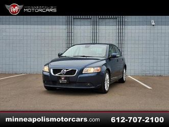 VOLVO S40 T5 2011-volvo-s40-t5-r-design